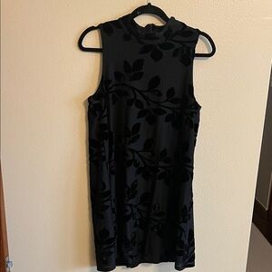 Elegant Black Sleeveless Dress